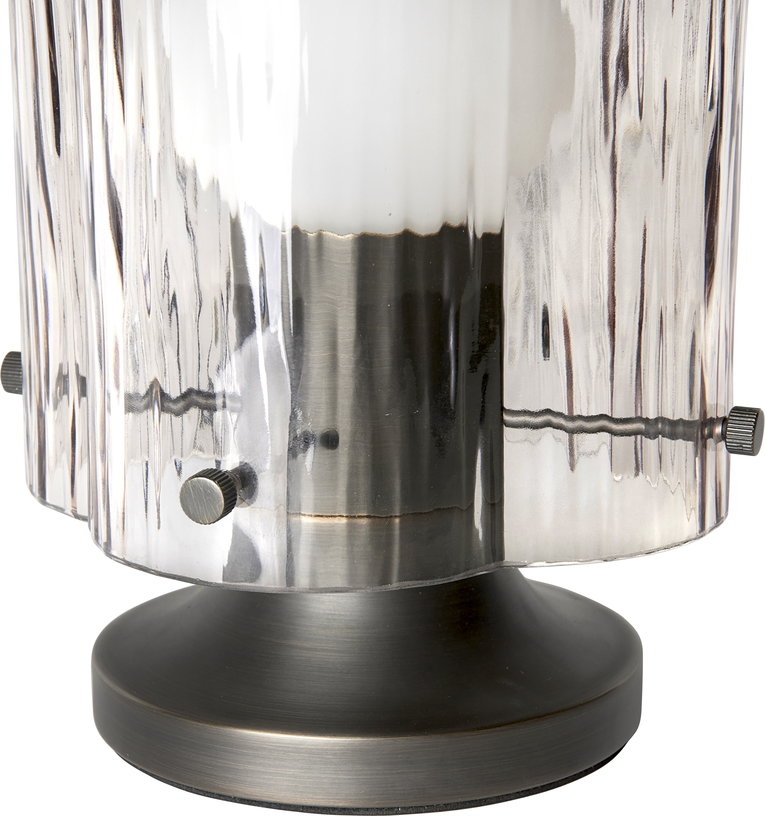 lampe-de-table-en-laiton-antique-et-verre-transparent-fume-seine-gubi-3