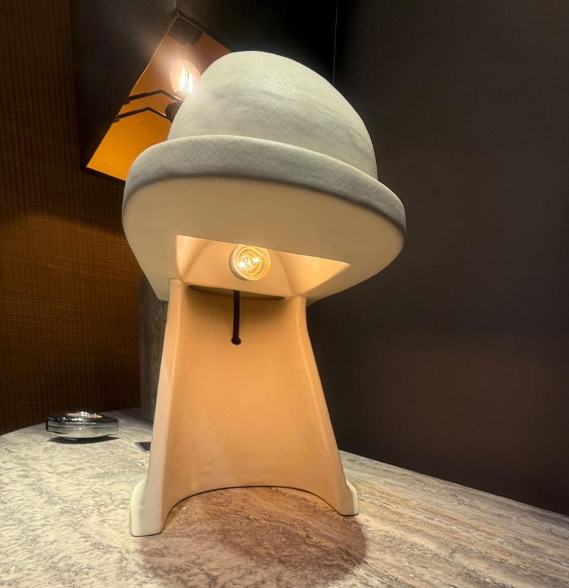 Lampe de table en céramique blanc 34x26cm Artie shaw - Versmissen — 383085.jpg