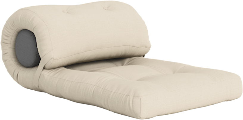 fauteuil-convertible-d-exterieur-en-acrylique-dralon-beige-70x40cm-wrap-out-karup-design-1