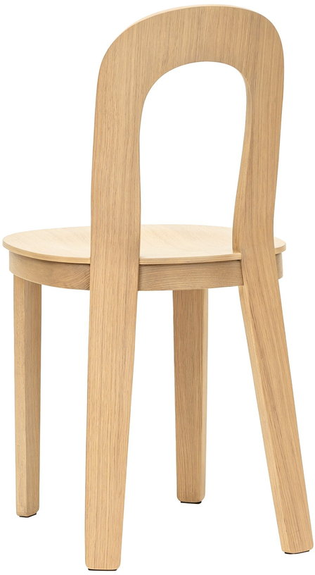 chaise-en-bois-de-chene-clair-olivia-design-house-stockholm-2