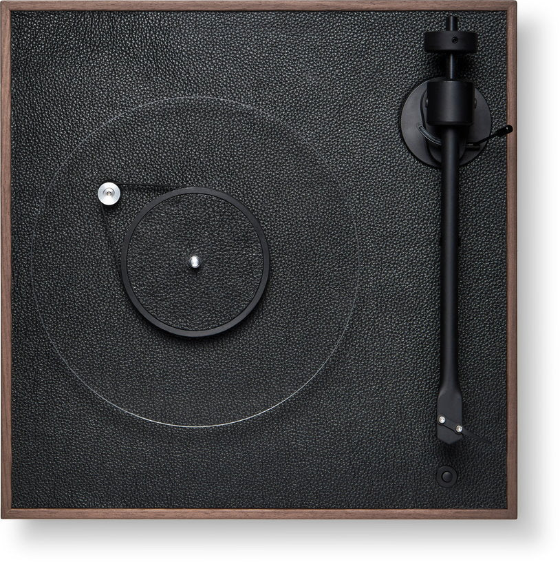 platine-vinyle-33-45tours-preamplifiee-finition-cuir-et-noyer-35x10-8cm-square-cc-la-boite-concept-5