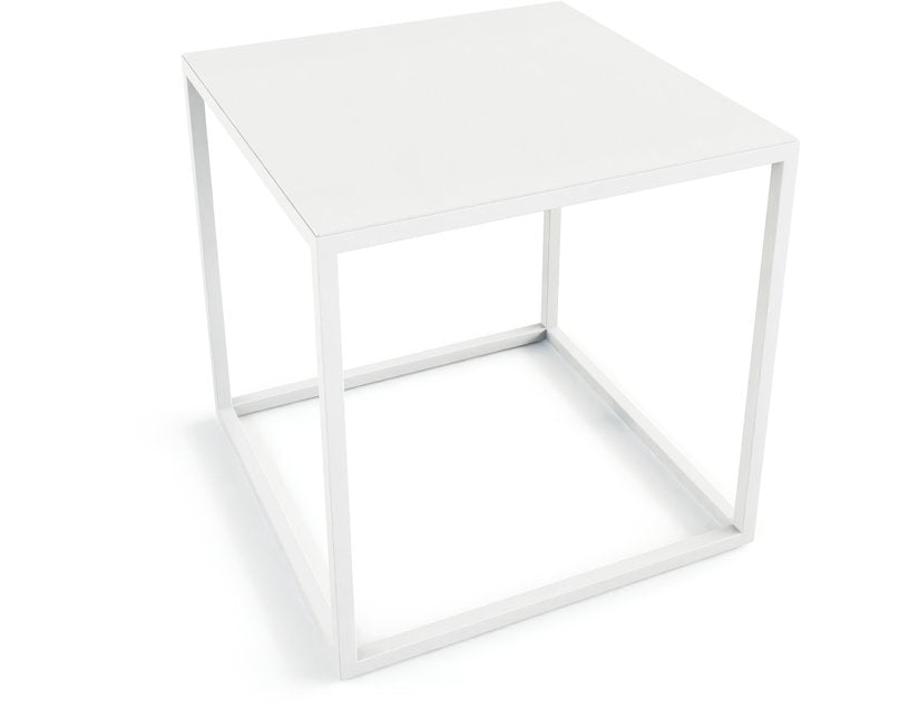 table-d-appoint-en-acier-blanc-40x40cm-soli-x-metallbude-3