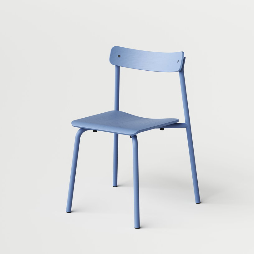 chaise-en-chene-et-cadre-bleu-roche-etude-tiptoe-1