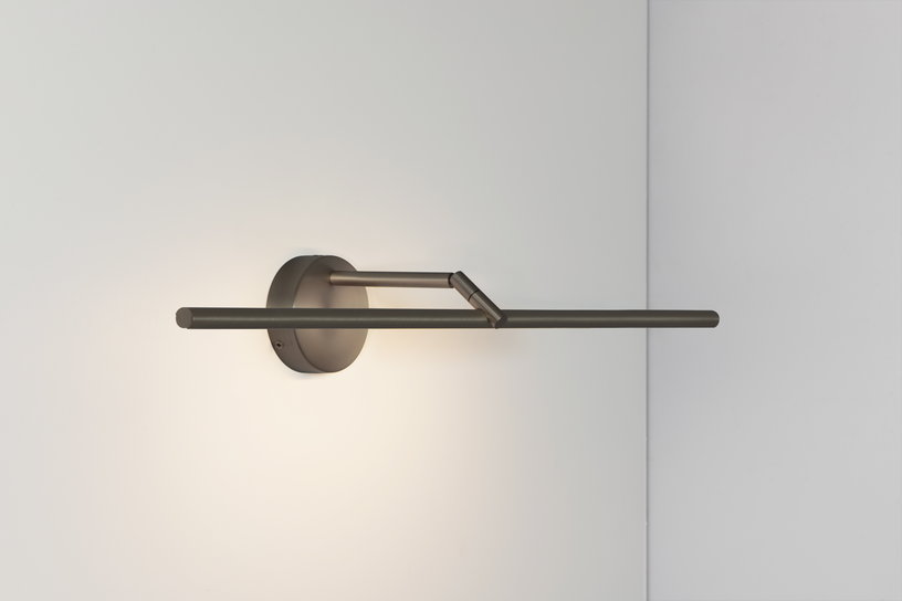 applique-murale-avec-socle-rond-en-graphite-satine-81cm-airy-cvl-luminaires-2