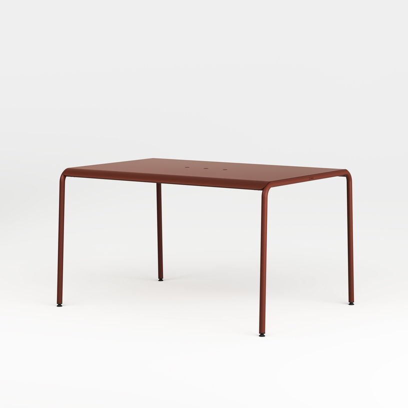 table-de-jardin-en-acier-thermolaque-rouge-brique-4-places-130x90cm-panorama-tiptoe-1