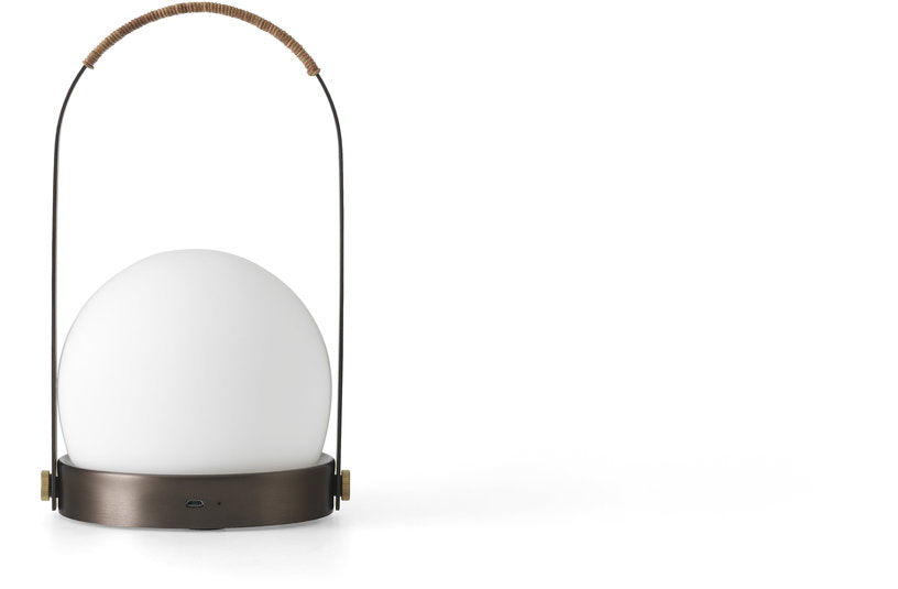 lampe-de-table-portable-en-verre-et-aluminium-bronze-13-5x24-5cm-carrie-audo-2