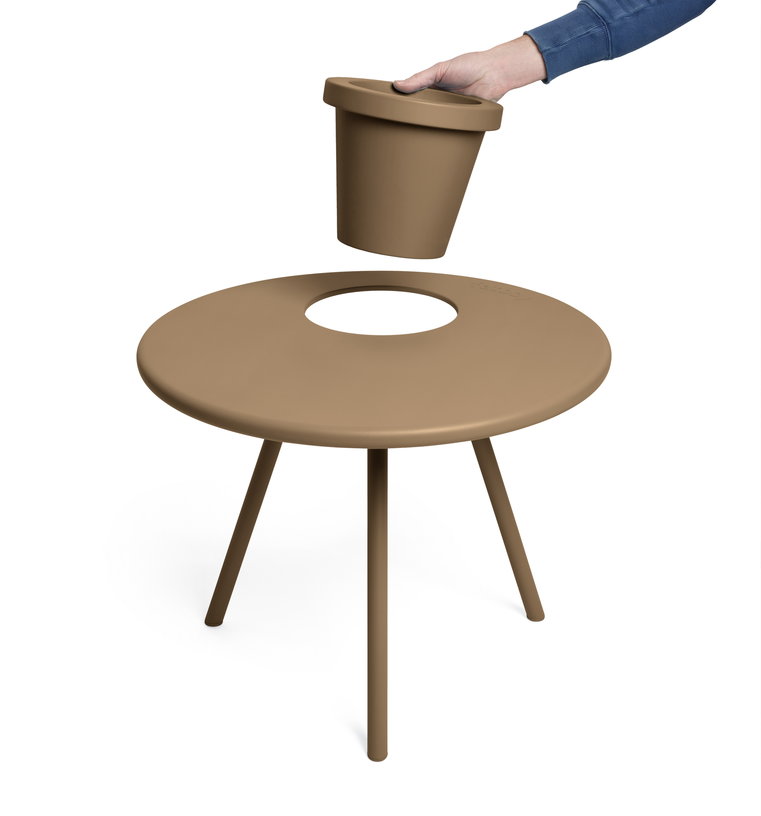 table-d-appoint-pot-de-fleur-integre-marron-bakkes-fatboy-2
