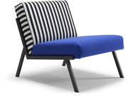fauteuil-en-tissu-raye-bleu-69cm-vikko-innovation-living-1