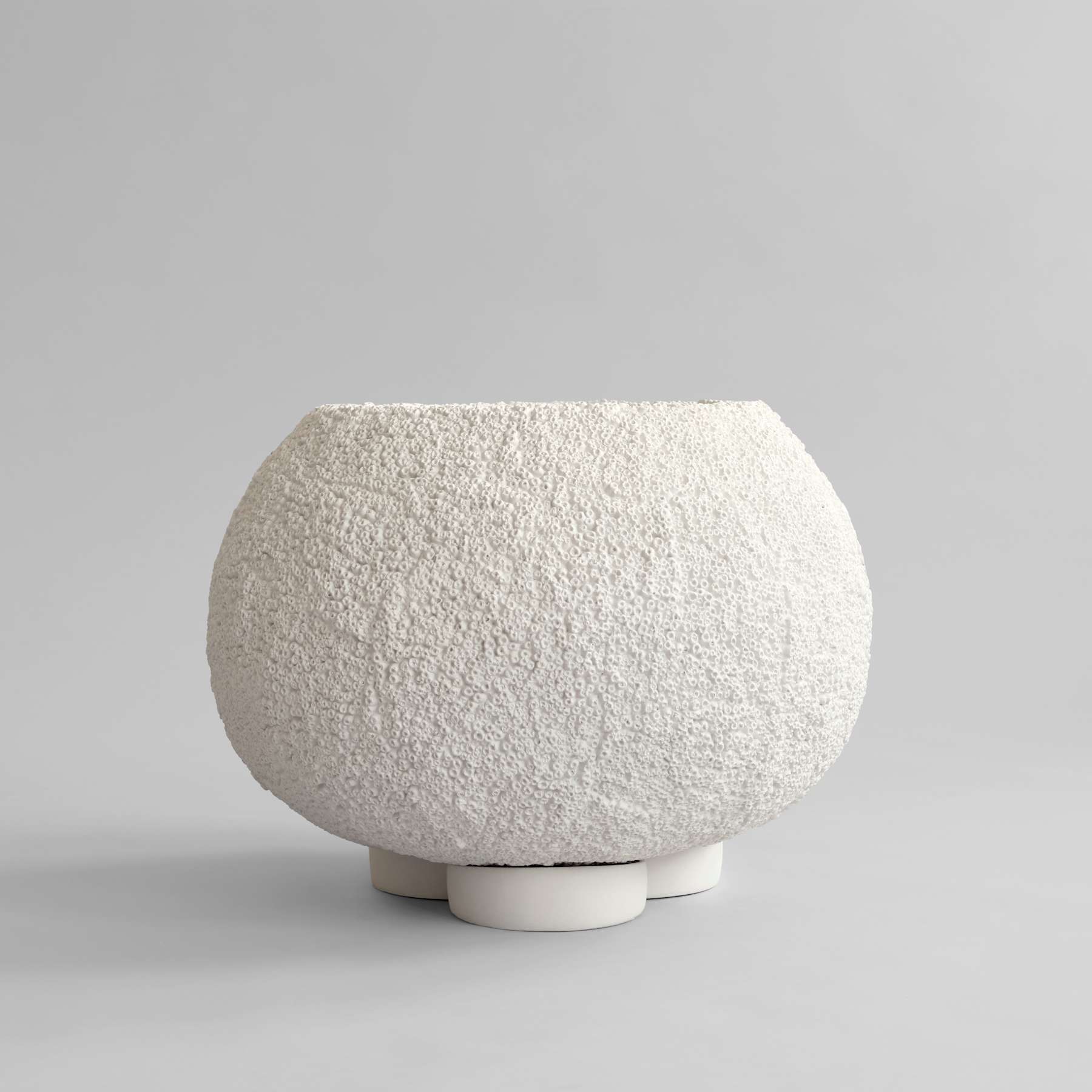 pot de fleur en fibre blanche 56x46cm- 101 Copenhagen — 391083.jpg