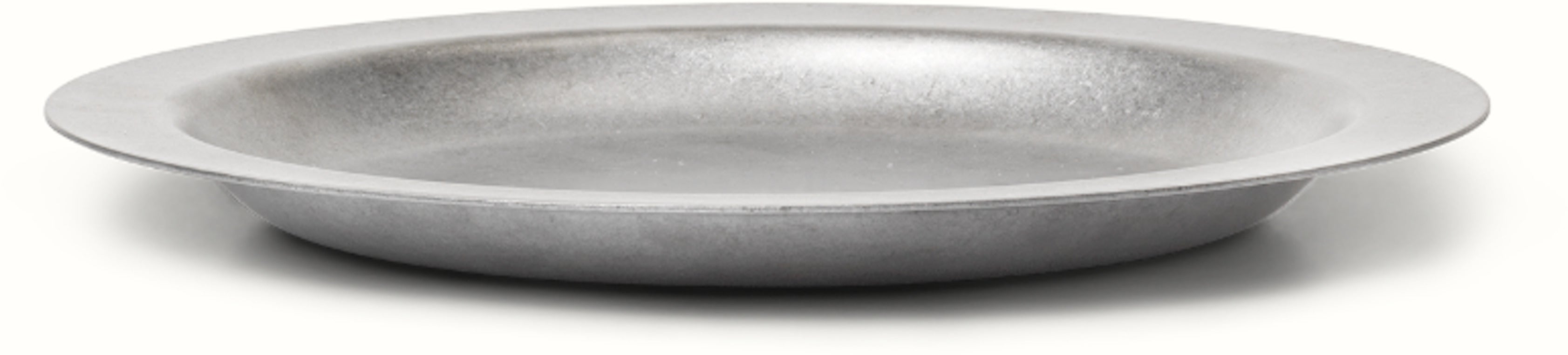 Assiette en acier inoxydable 20x1,8cm Tumbled - Ferm Living — 391148.jpg