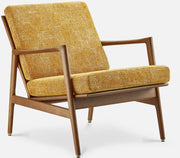 fauteuil-en-chene-fonce-et-assise-en-tissu-marble-moutarde-stefan-lounge-366-concept-1