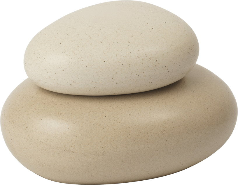boite-en-forme-de-galet-en-gres-emaille-sable-16x9x12cm-ferm-living-1