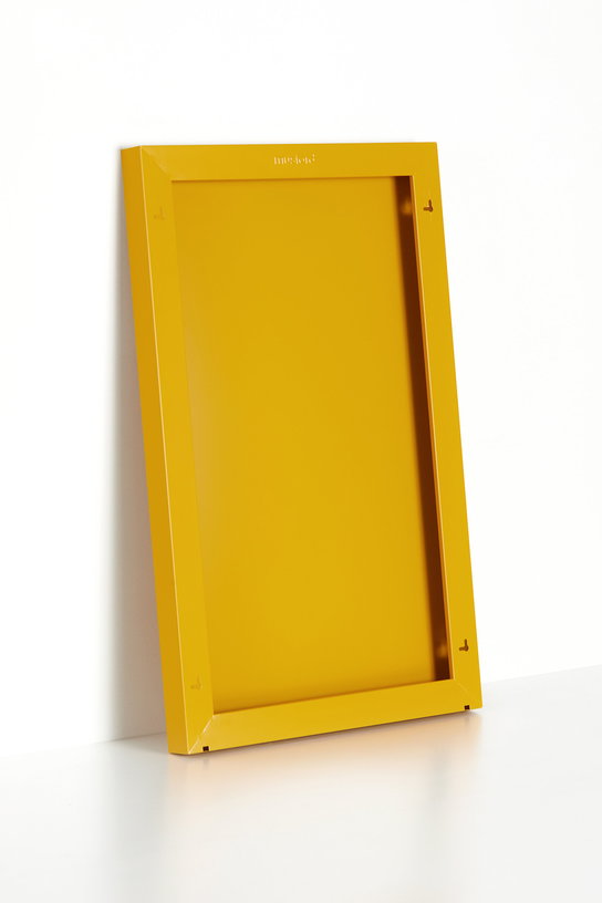 tableau-mural-magnetique-rectangulaire-jaune-moutarde-53x85cm-the-storyboard-mustard-made-4