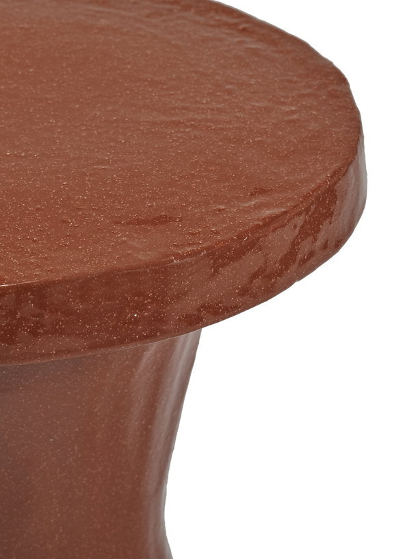 table-d-appoint-en-gres-rust-40x49cm-caro-serax-3