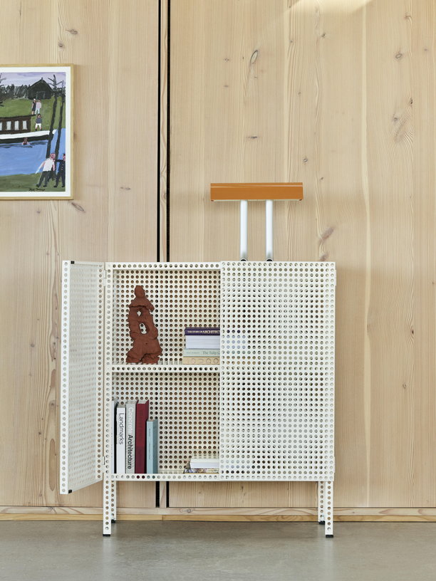 armoire-en-acier-perfore-blanc-casse-89x40x106-5cm-hay-12