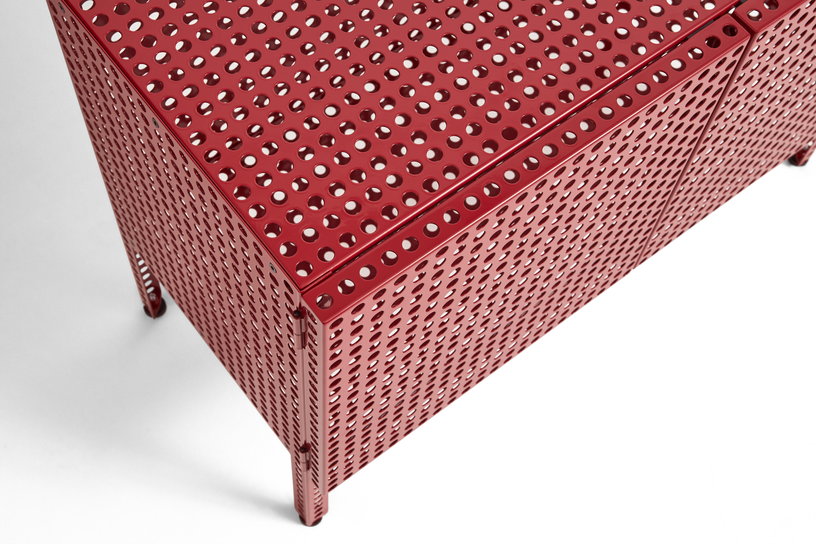 armoire-en-acier-perfore-rouge-89x40x66-5cm-hay-6