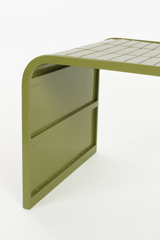 table-basse-en-acier-vert-47x80x40cm-tiles-zuiver-3