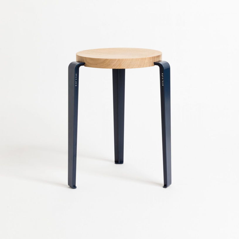 tabouret-en-chene-bleu-nuit-lou-tiptoe-1