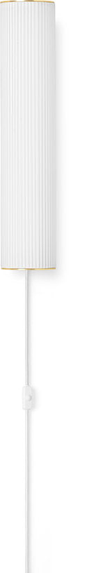 lampe-murale-en-verre-ondule-opalescent-souffle-8-5x40cm-vuelta-ferm-living-3