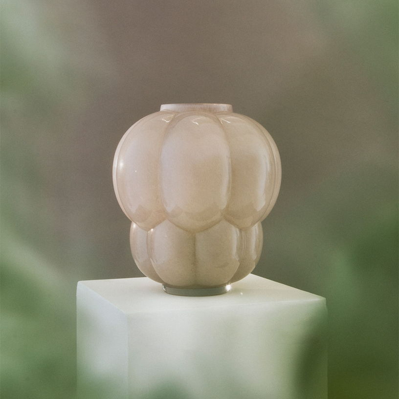 vase-en-verre-rose-pale-35-x-32-cm-uva-l-aytm-3
