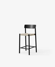 chaise-de-bar-en-bois-noir-et-assise-sanglee-naturelle-47x45x93cm-betty-tradition-1