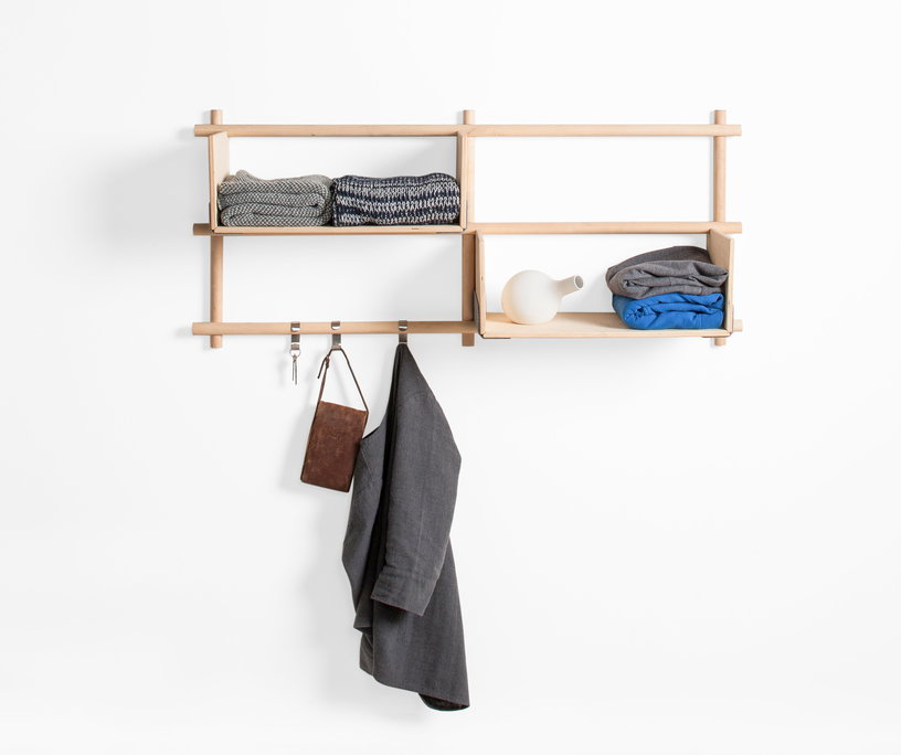 etagere-murale-en-bois-avec-quatres-encarts-trois-barres-118x25x72cm-foldin-emko-5