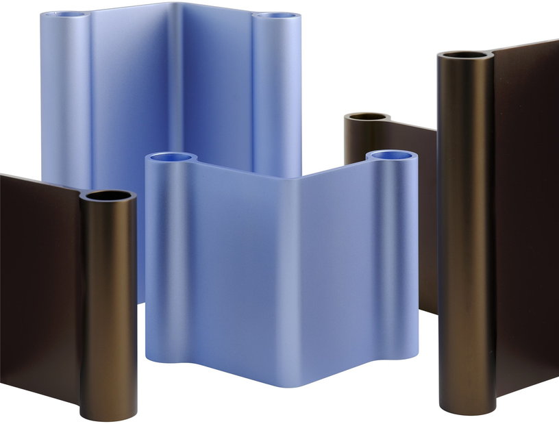bougeoir-en-aluminum-bleu-clair-10x11cm-pair-muuto-2