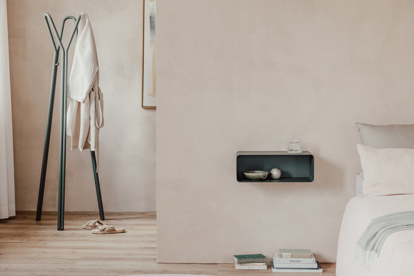 table-de-chevet-suspendue-en-acier-vert-47x17x25cm-nelio-metallbude-4