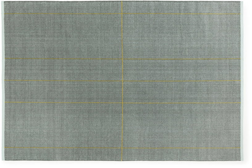 tapis-rectangulaire-tisse-a-la-main-en-laine-bleu-200x300cm-seam-normann-copenhagen-1