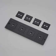 Plaque Prise 4G noir mat - Buster+Punch — 398428.jpg