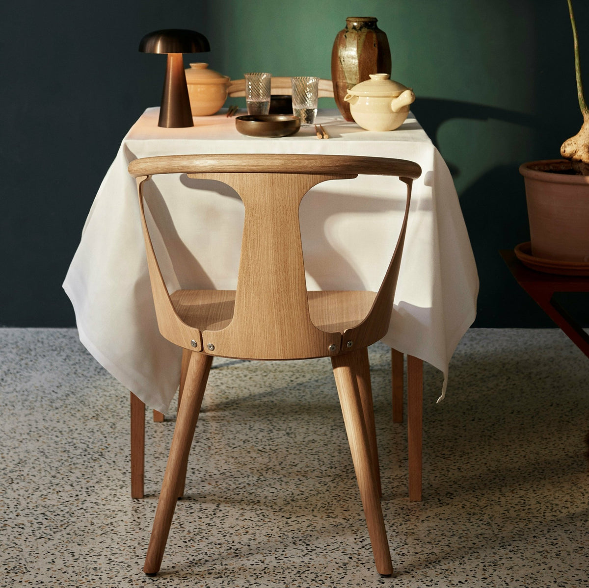 4 Chaises en chêne naturel SK1 In Between - &tradition - The Cool Republic