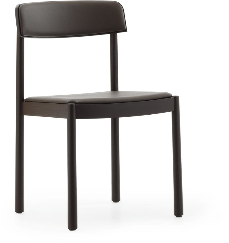chaise-en-bois-de-frene-marron-et-cuir-ultra-chocolat-timb-normann-copenhagen-2