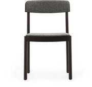 chaise-en-bois-de-frene-marron-et-tissu-gris-hallingdal-368-timb-normann-copenhagen-1