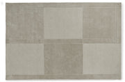 tapis-rectangulaire-en-laine-tufte-a-la-main-damier-gris-chaud-200x300cm-level-normann-copenhagen-1