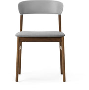 chaise-en-tissu-gris-remix-123-et-chene-fume-herit-normann-copenhagen-1