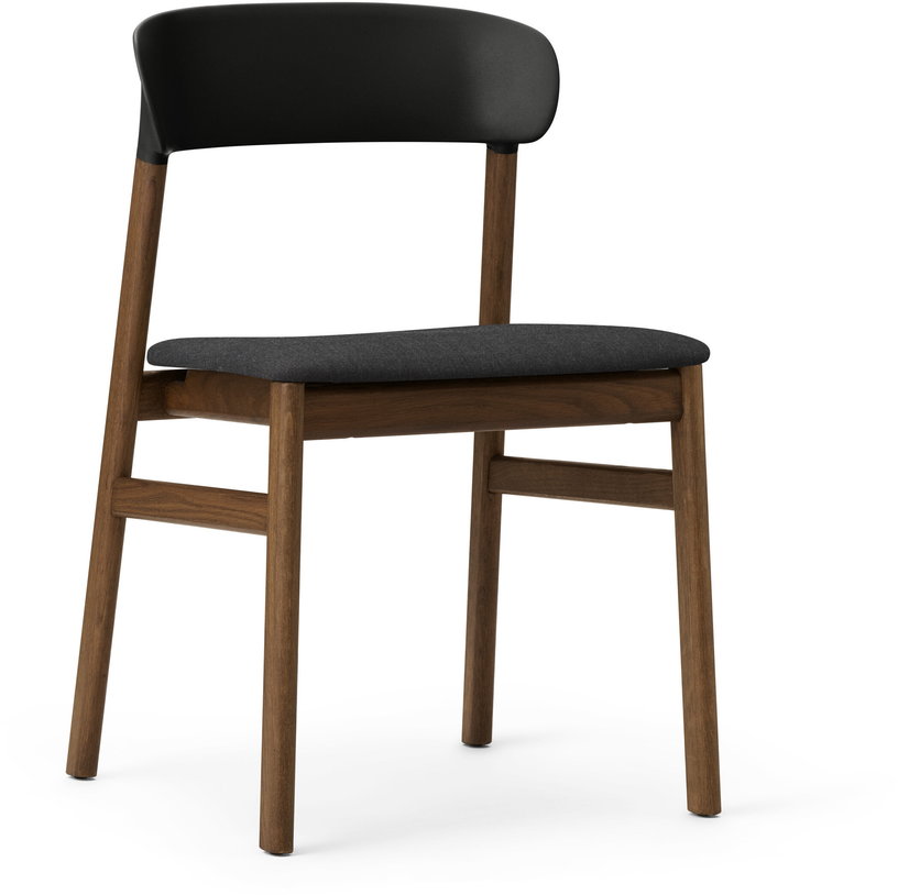 chaise-en-tissu-noir-remix-173-et-chene-fume-herit-normann-copenhagen-2