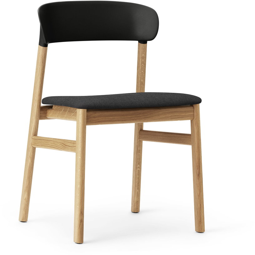 chaise-en-tissu-noir-remix-173-et-chene-herit-normann-copenhagen-2