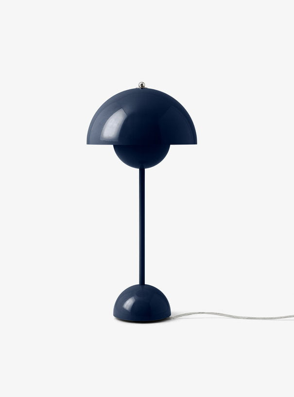 lampe-a-poser-bleu-acier-flowerpot-vp3-tradition-1