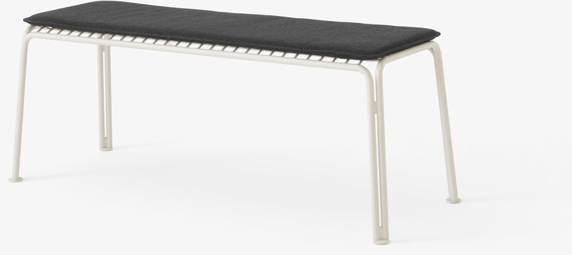 coussin-de-siege-en-tissu-noir-thorvald-sc112-tradition-2