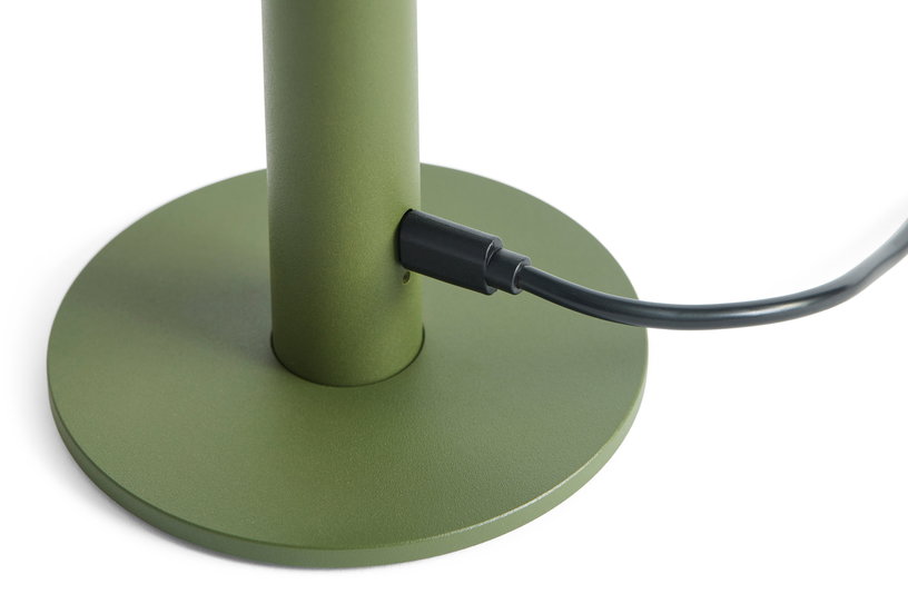 lampe-portable-en-metal-vert-olive-220cm-host-hay-2