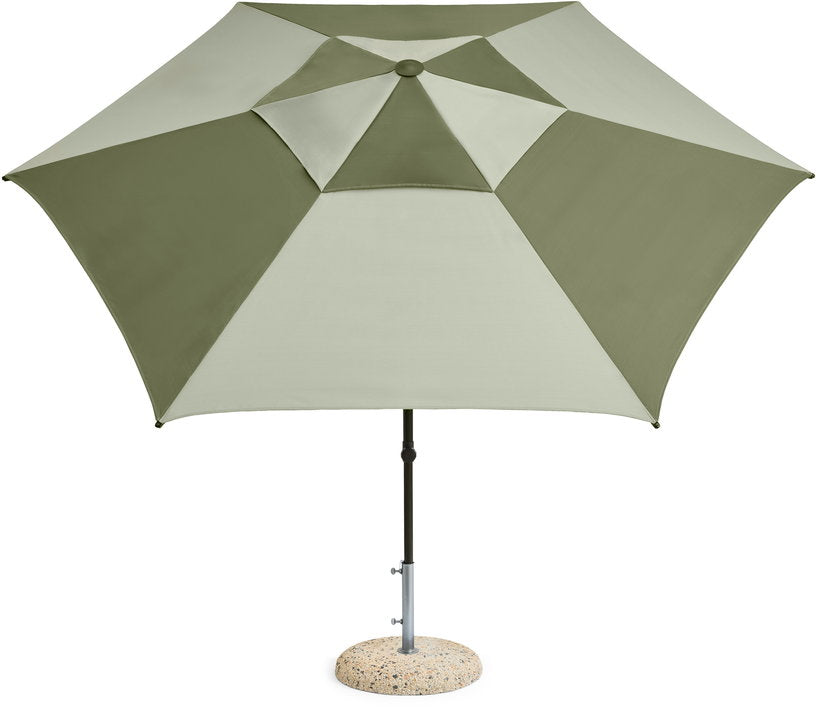 parasol-hexagonal-vert-et-vert-fonce-300x300x240cm-terrazza-hay-1