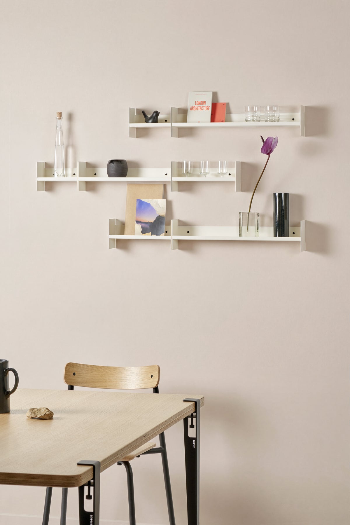 Etagère murale en acier blanc crème 30x10cm Pli slim  - TIPTOE — 404607.jpg