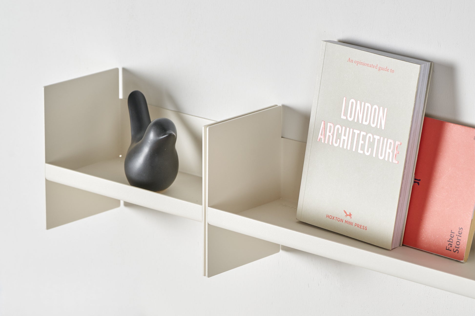 Etagère murale en acier blanc crème 45x10cm Pli slim - TIPTOE — 404610.jpg