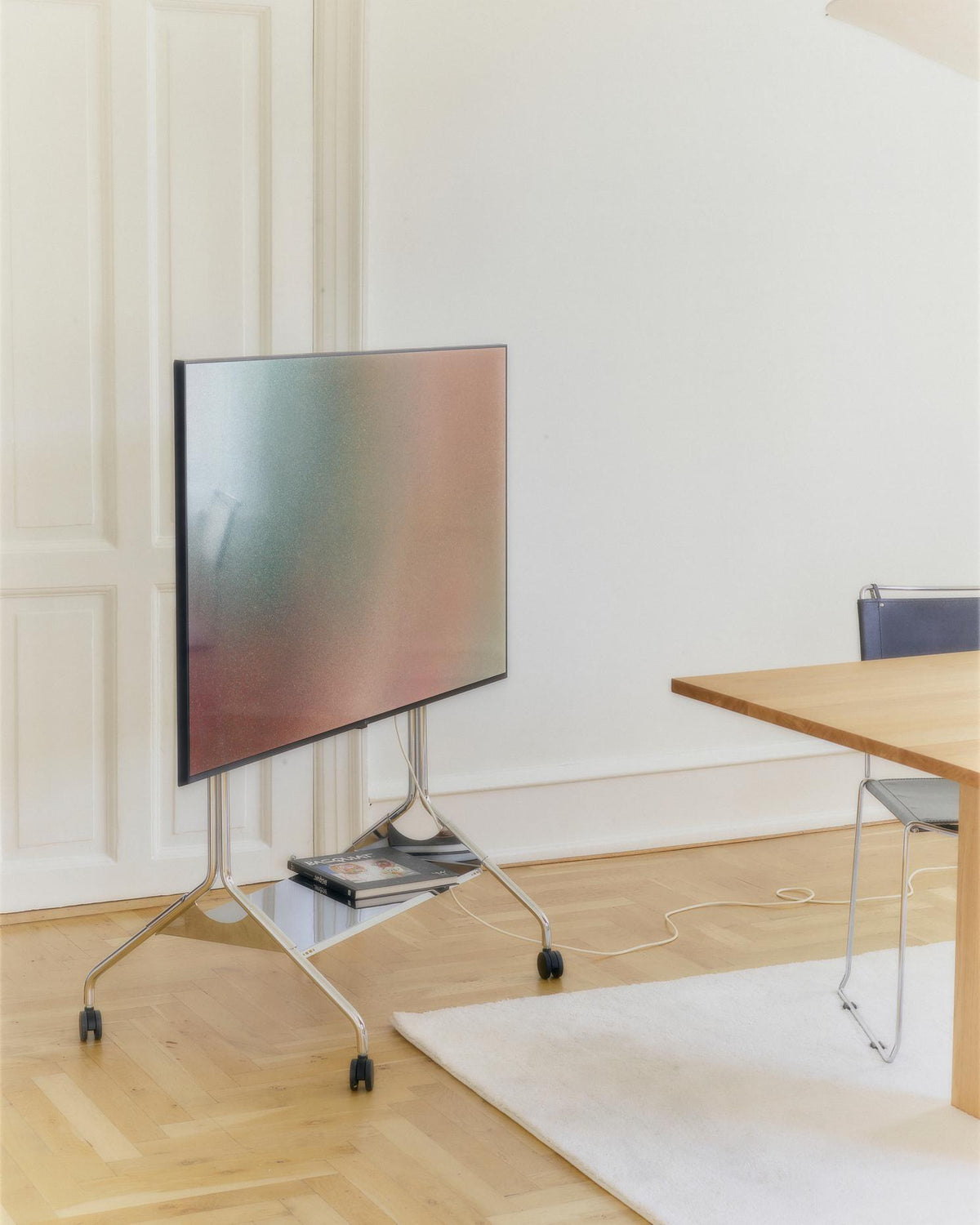 Support pour tv en métal chromé 121x78x60 cm Moon Rollin' - Pedestal — 405573.jpg