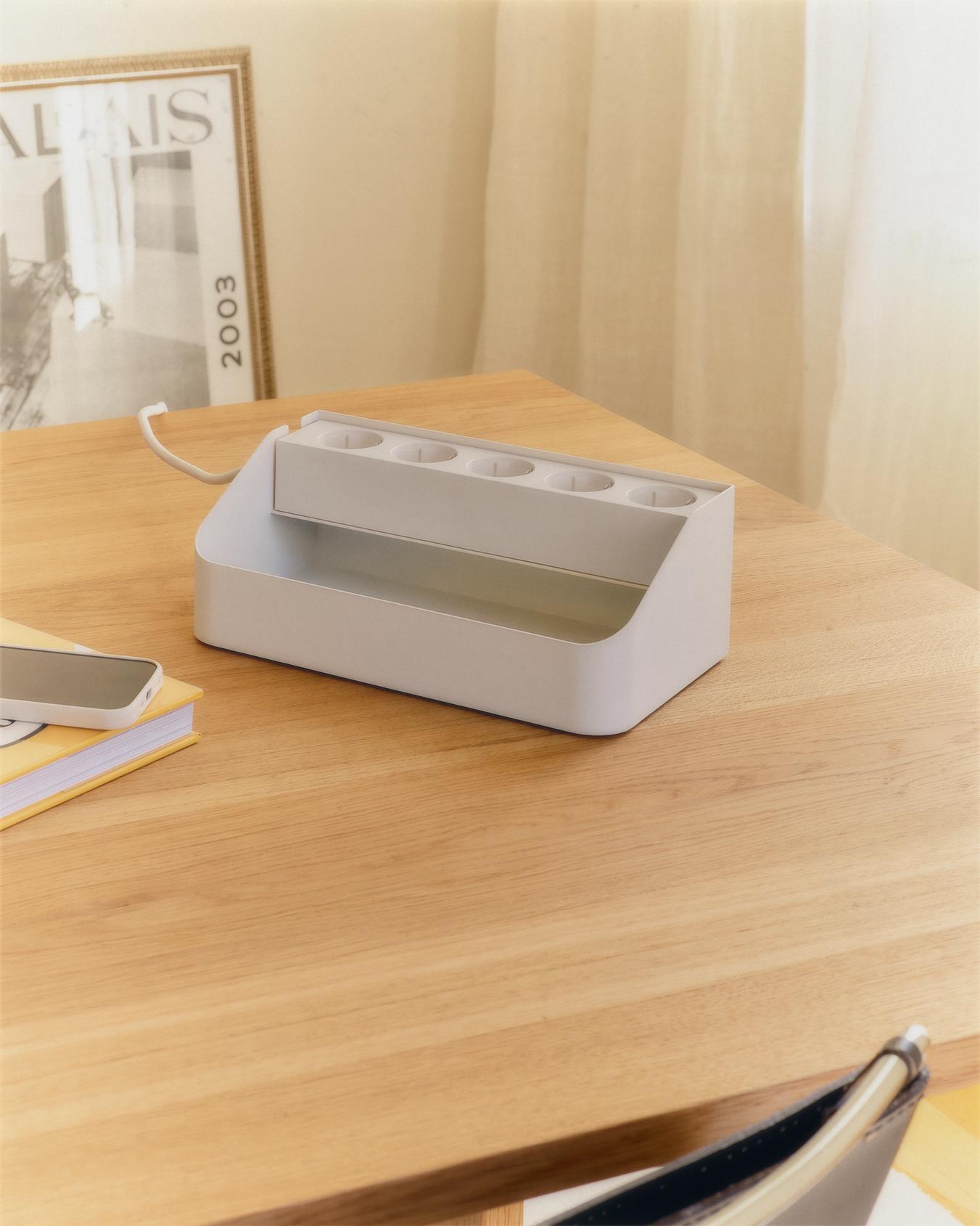 Mutliprise 5 prises bleu marine 5m Power Beam - Pedestal — 405660.jpg