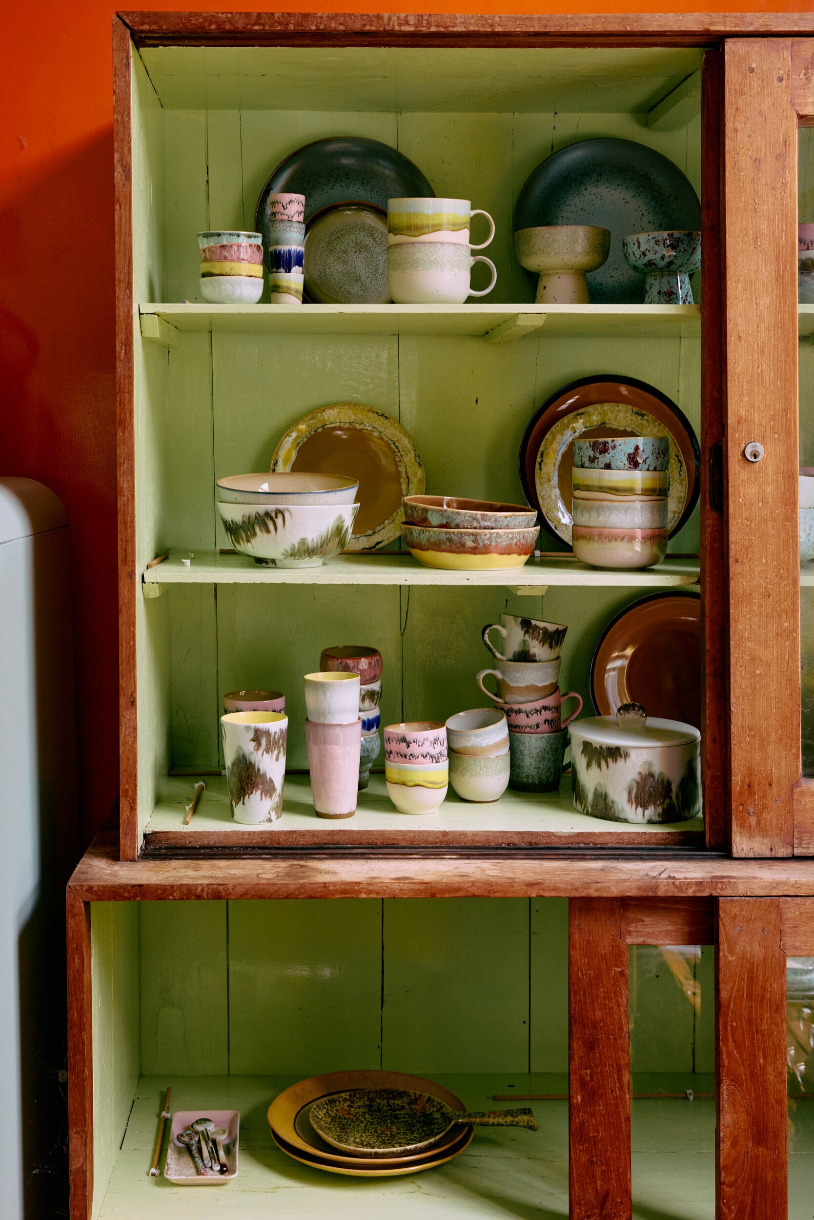 70s ceramics: tea mugs — 409253.jpg