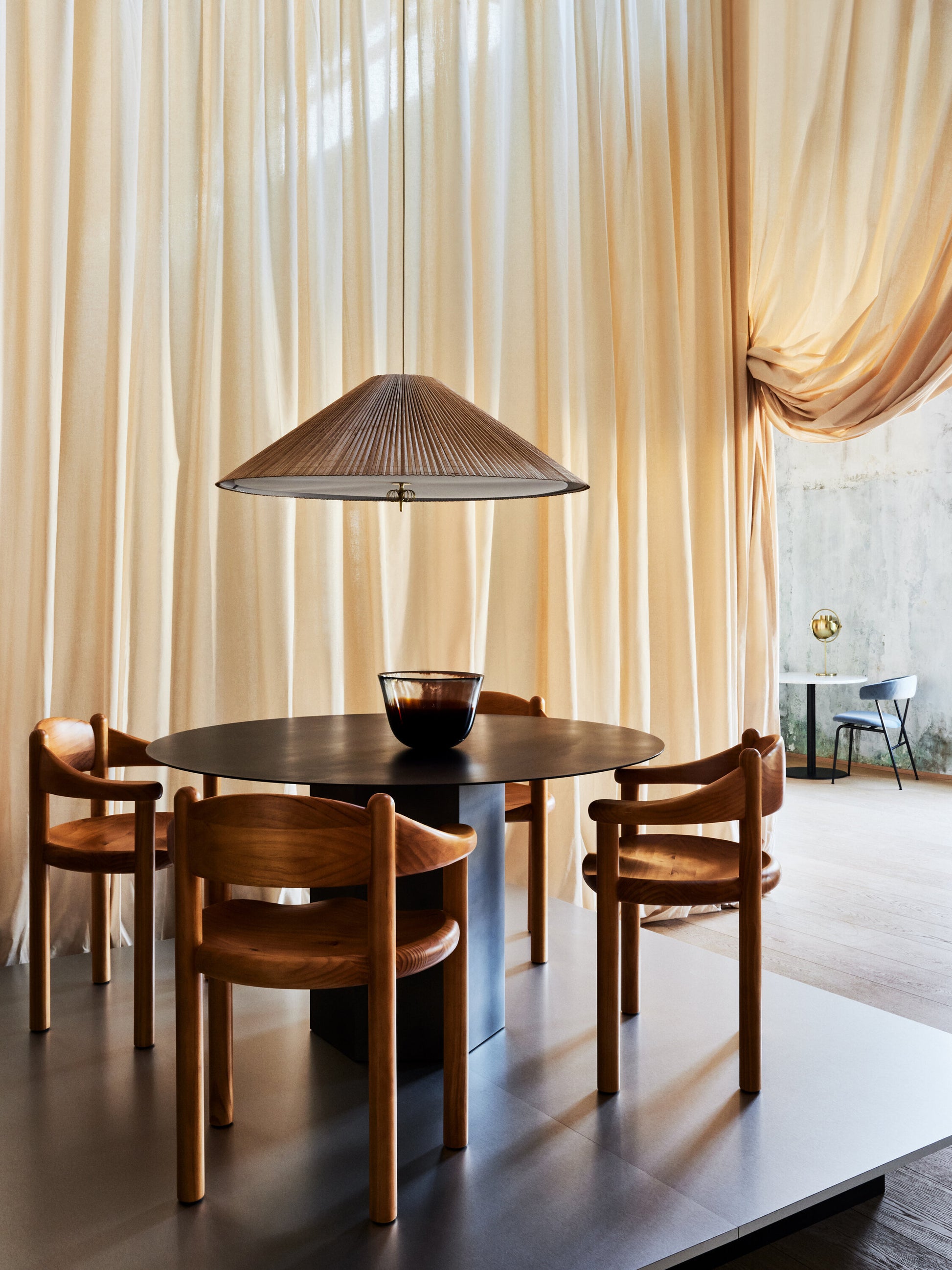 Suspension en laiton et bambou 90x30 cm Modèle 1972 - Gubi — 415156.jpg