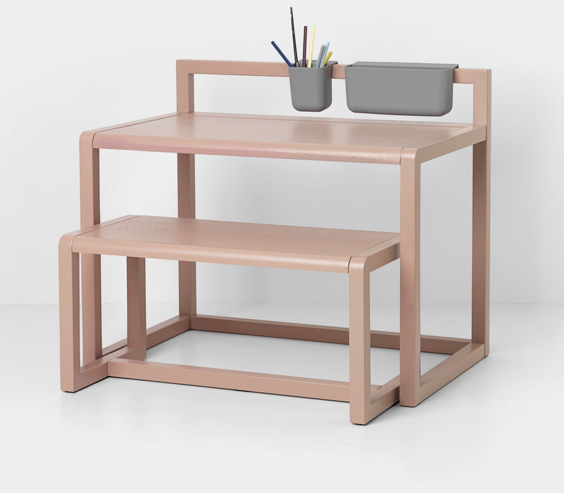 bureau-pour-enfant-rose-petit-architecte-ferm-living-2