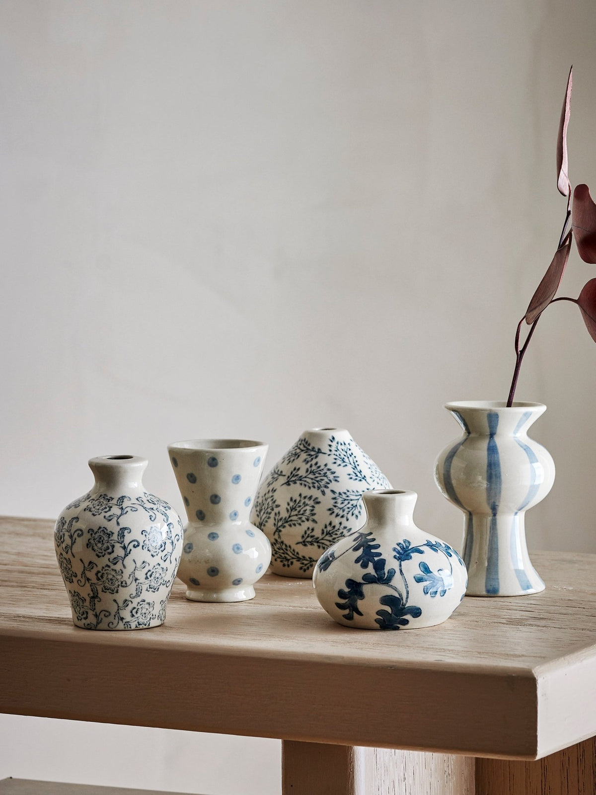 5 Vases en grès bleu Quinto - Bloomingville - The Cool Republic
