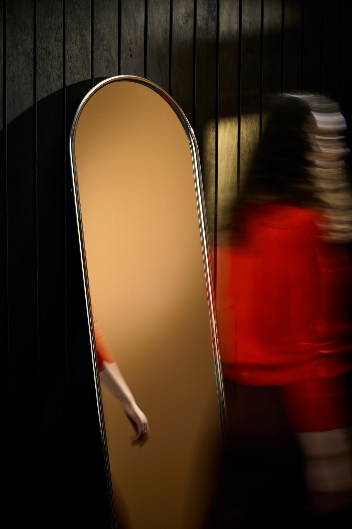 Miroir ovale en verre et acier argenté 50x2x160cm Angui - AYTM